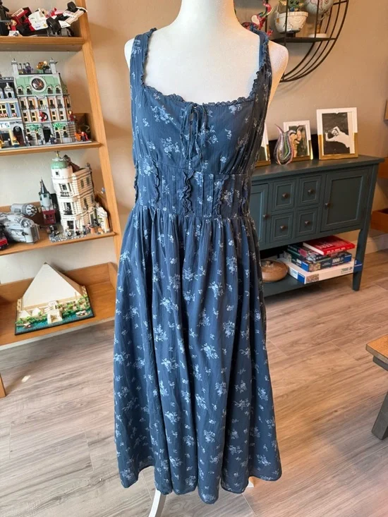 American Eagle Blue Floral Maxi Dress - Picture 2 of 5